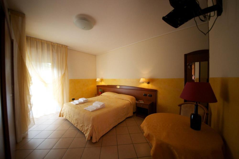 Villa Terri Verona Kamer foto