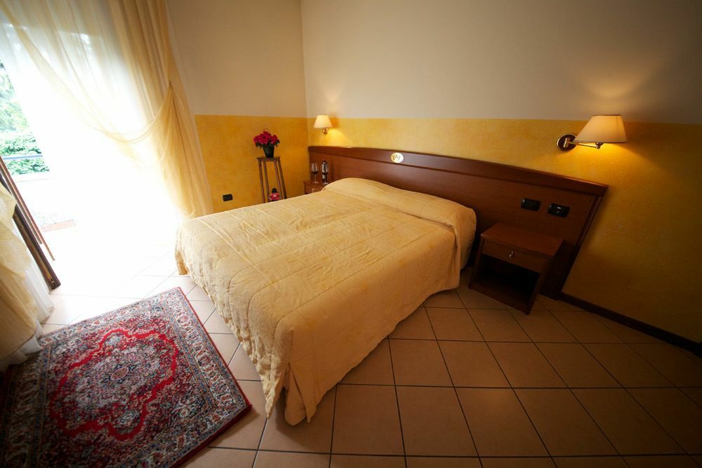 Villa Terri Verona Buitenkant foto
